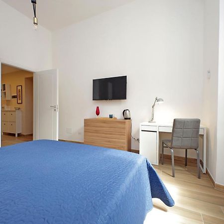 Prestigious Re Di Roma Apartment Екстер'єр фото